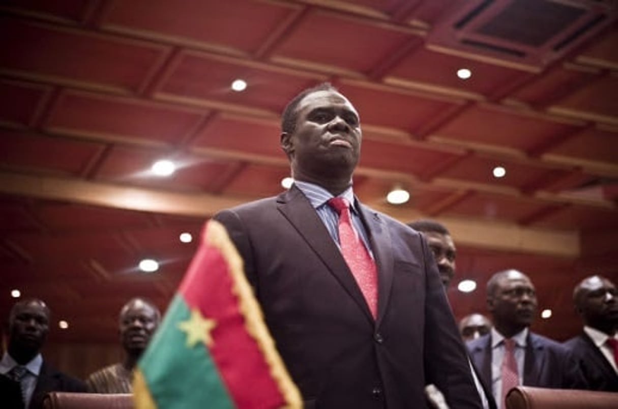 Michel Kafando pendant sa cérémonie de réinvestiture au poste de président de la transition burkinabè, le 23 septembre 2015, à Ouagadougou. © STR / AP / SIPA