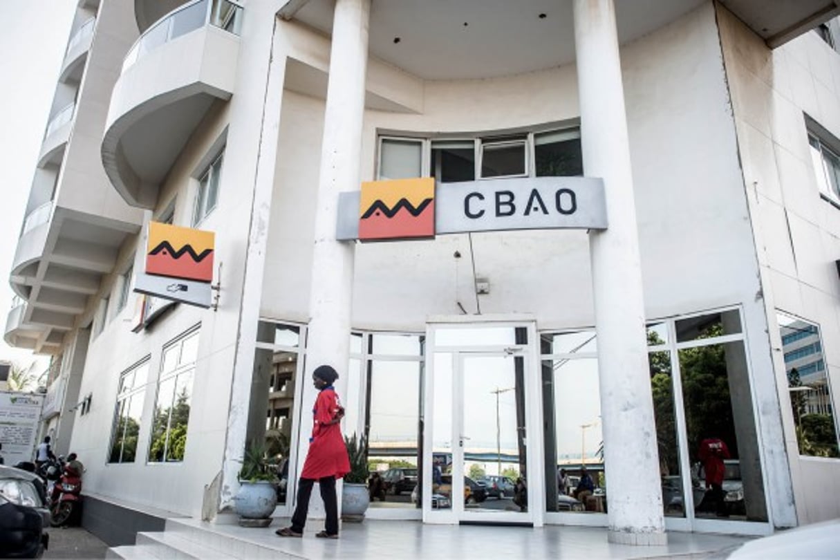 Attijariwafa Bank est à présent le premier groupe de la zone CFA par le nombre d’agences. En photo, sa filiale sénégalaise. © SYLVAIN CHERKAOUI POUR J.A.