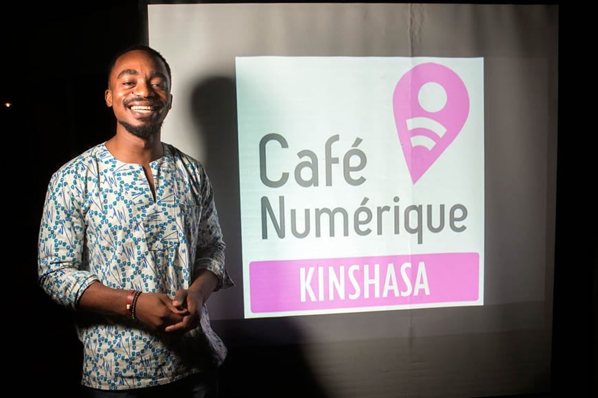 C’est Filip Kabeya qui a eu l’idée de mettre en place un rendez-vous bimensuel pour aider les entrepreneurs à échanger leurs idées. (Ici en octobre à Kinshasa.) © GWENN DUBOURTHOUMIEU POUR J.A.