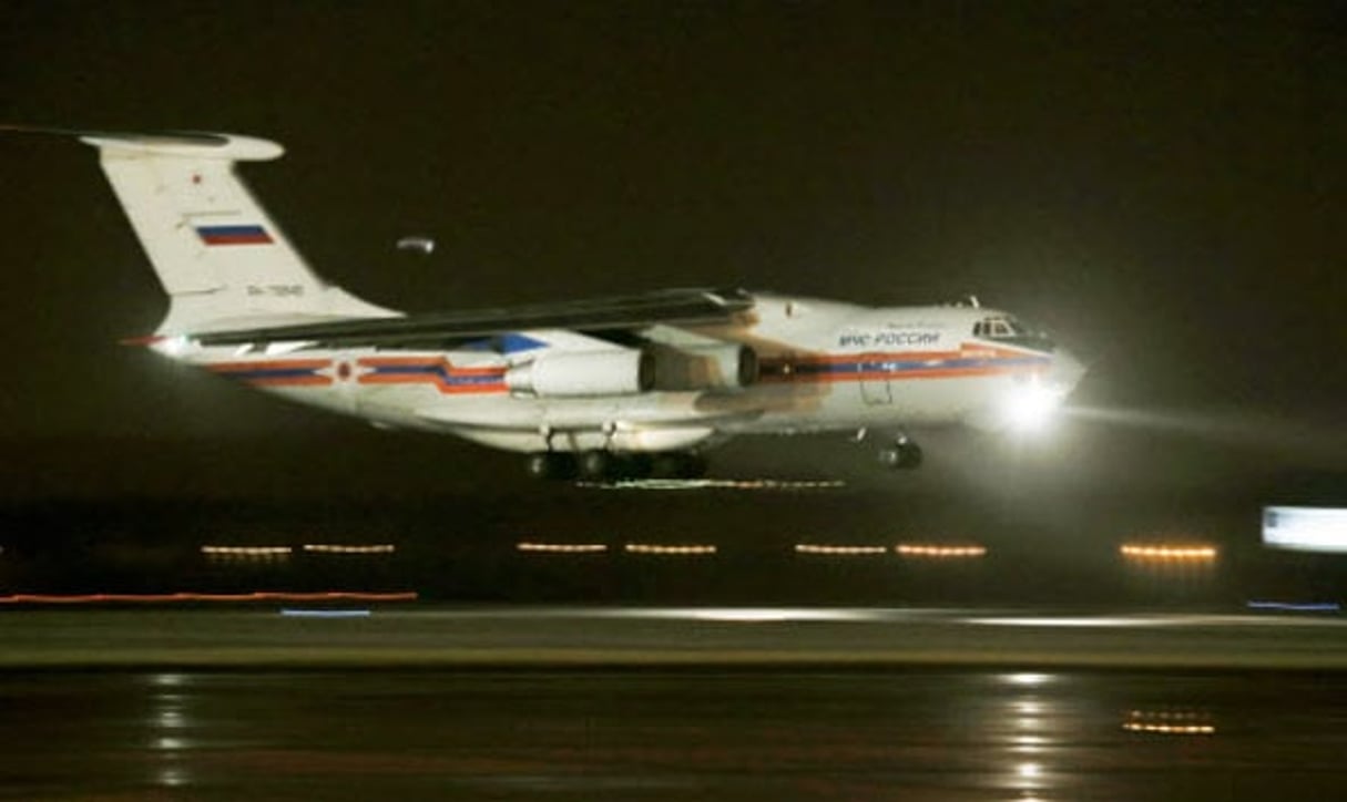 Retour en Russie des corps des victimes du crash de l’Airbus A321-200 du vol 9268 de la compagnie russe Kogalymavia, le 2 novembre 2015. © Dmitry Lovetsky/AP/SIPA