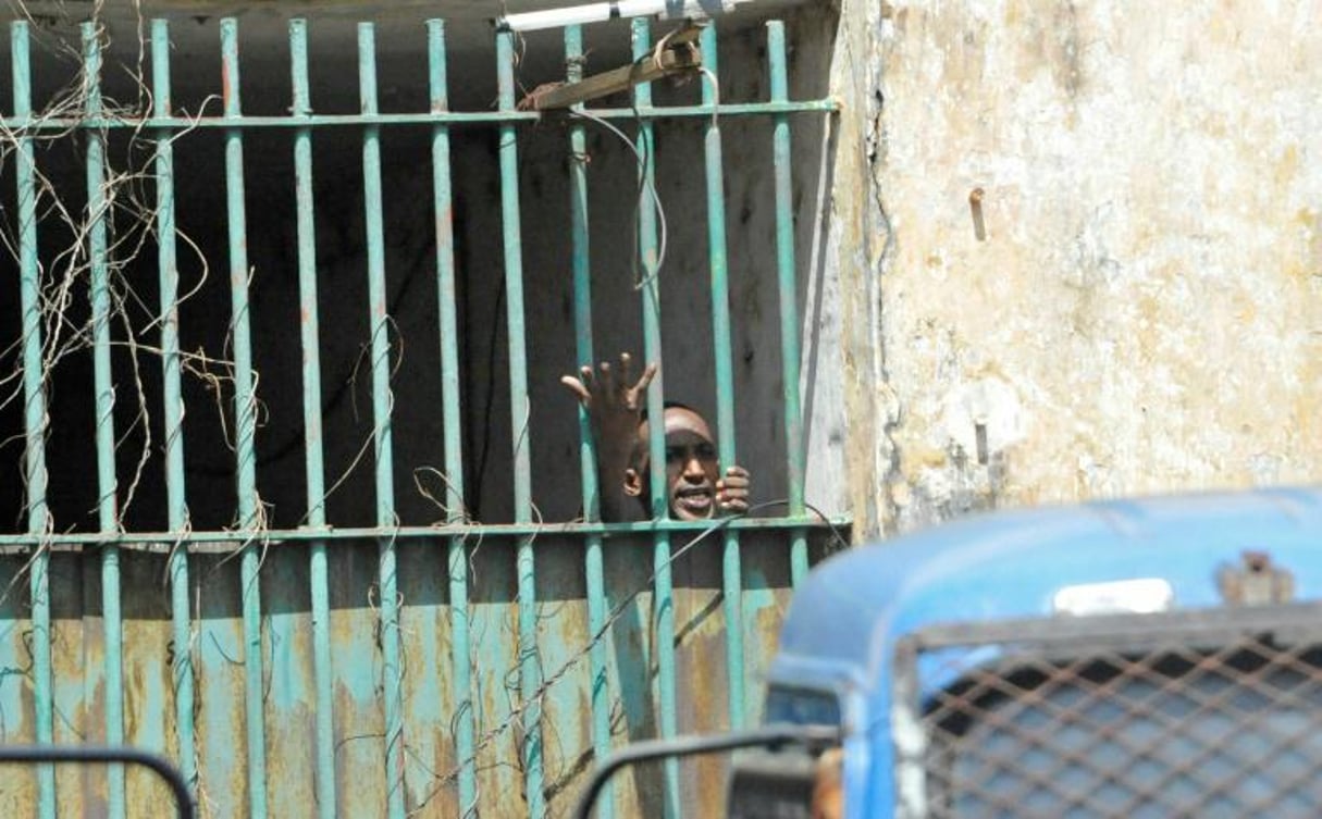 Un prisonnier à Conakry, le 9 novembre 2015. © AFP/Cellou Binani