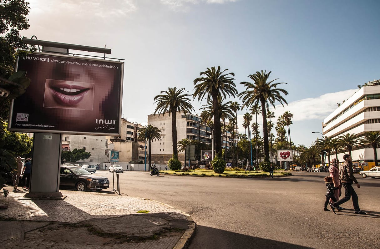 Une affiche dans les rues de Casablanca. © HASSAN OUAZZANI POUR J.A.
