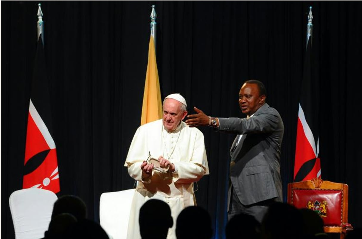 Le président du Kenya, Uhuru Kenyatta et le pape François à Nairobi, le 25 novembre 2015 © John Muchucha/AFP