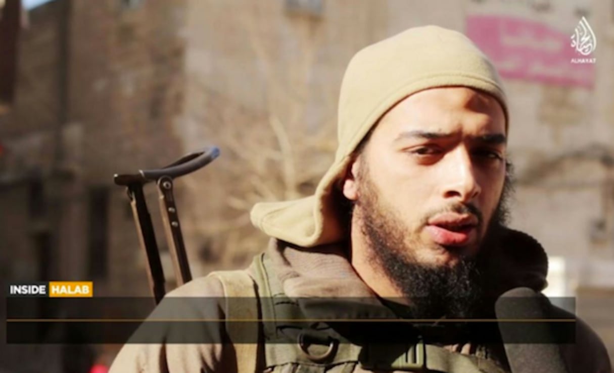 Le jihadiste français Salim Benghalem serait actuellement en Syrie. © AFP / Capture d’écran d’une vidéo téléchargée en février 2015