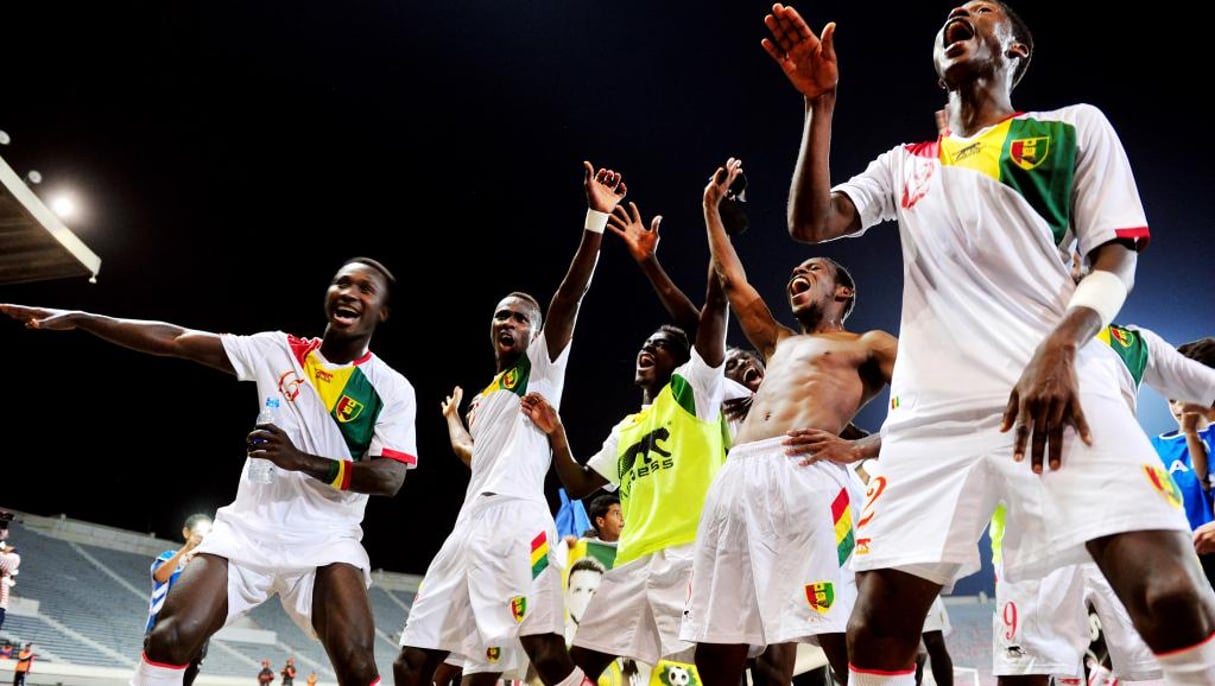 La joie des Maliens après leur qualification pour le CHAN 2016. © AFP