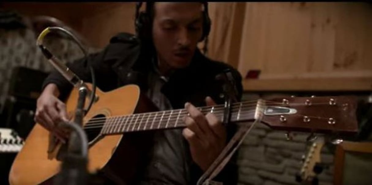 Le guitariste nigérien Bombino. © Capture d’écran YouTube.