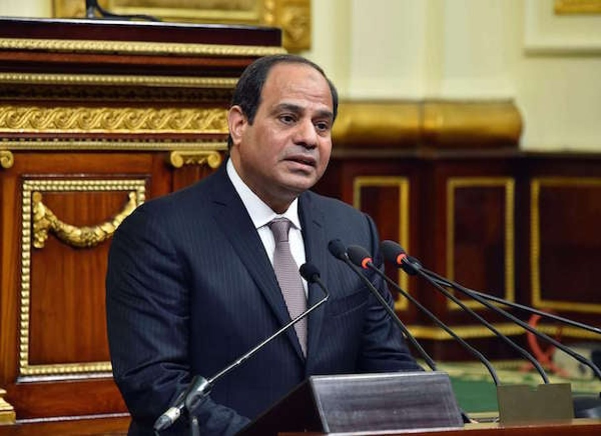 Le président égyptien Abdel Fattah al-Sissi s’adressant au Parlement au Caire, le 13 février 2016. © AP/SIPA