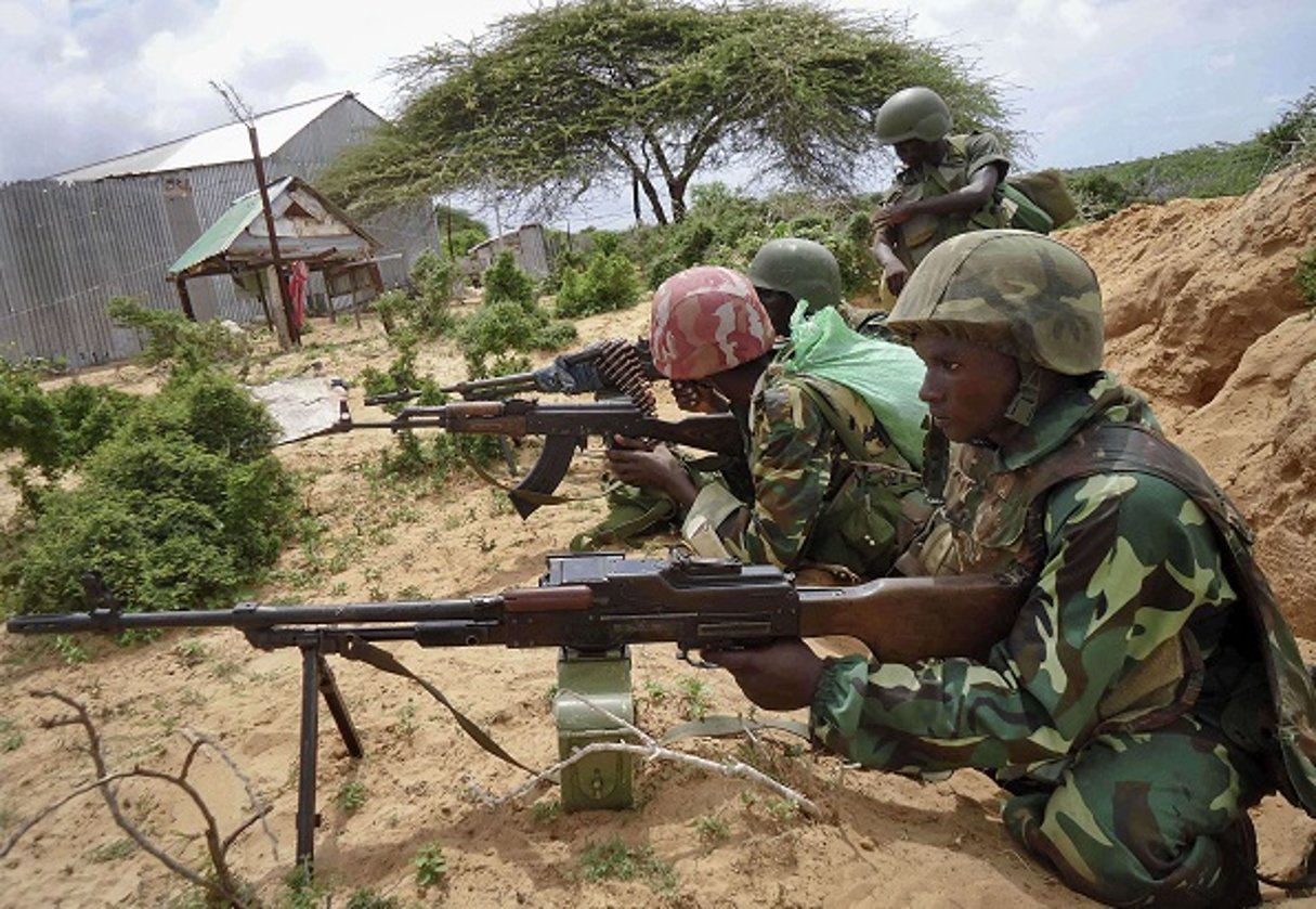Des troupes de l’Amisom en Somalie, en octobre 2011. © Ali Bashi/AP/SIPA