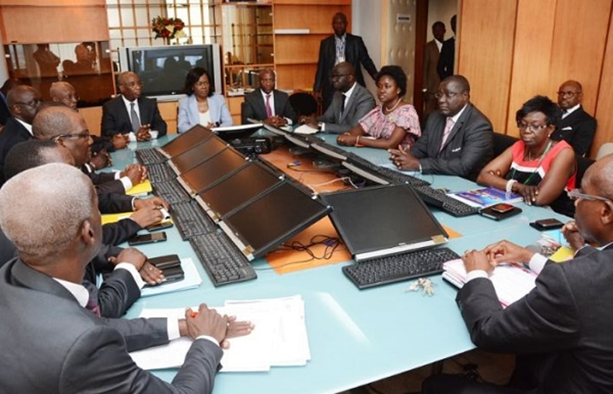 Nialé Kaba,  ministre chargé de l’Économie et des Finances, au siège de la CNCE en juillet 2015. © CNCE