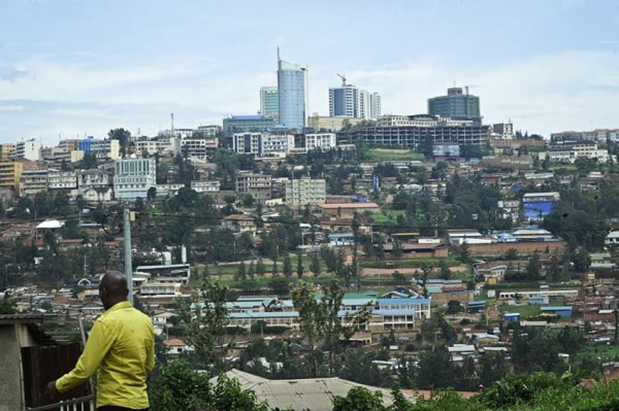 Vue du centre ville de Kigali (secteur Nyarugenge) depuis Ruhango. © Vincent Fournier/Jeune Afrique