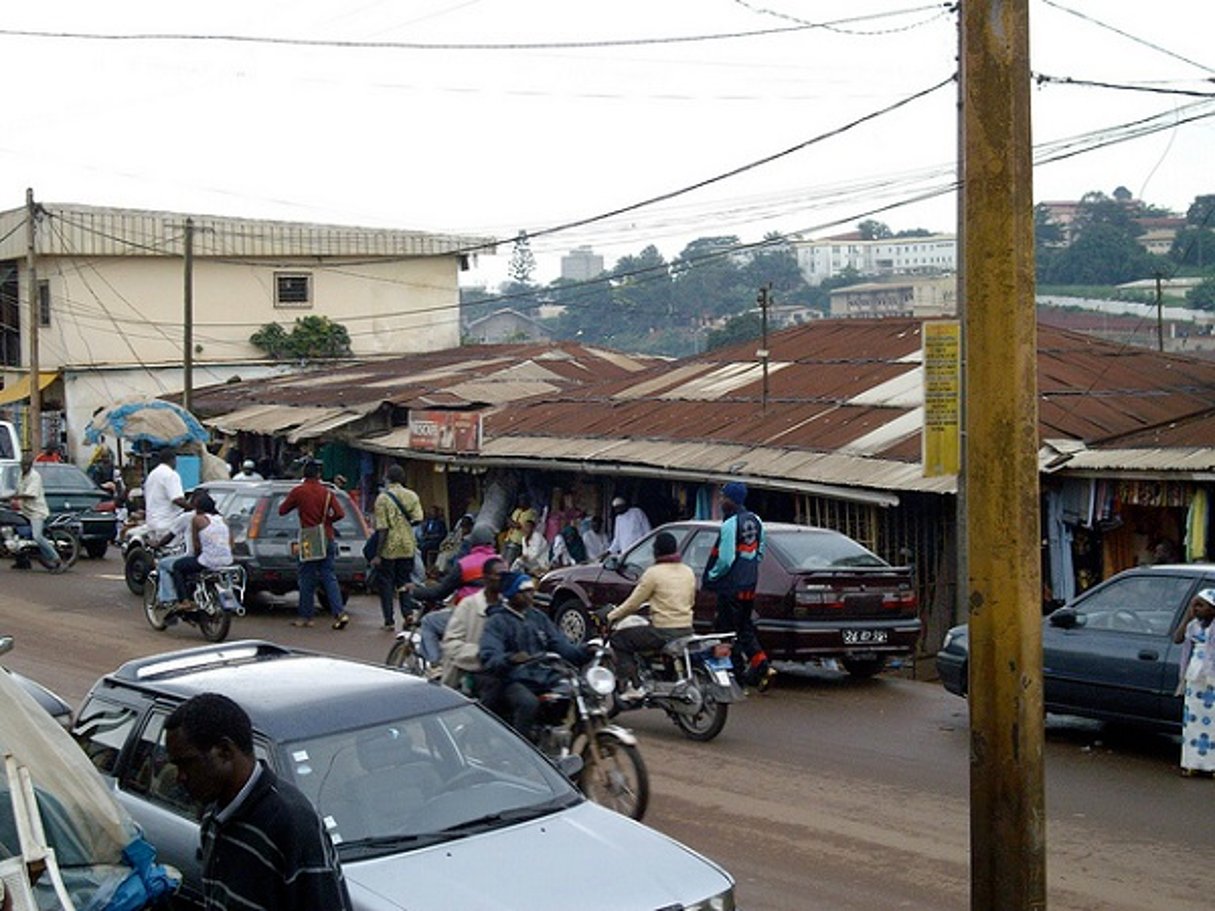 Une rue de Yaoundé, au Cameroun. © Fiona Bradley / Flickr