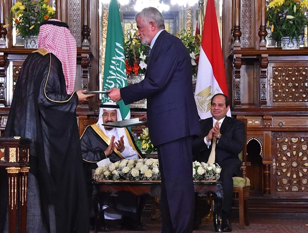 Plus d’une dizaine d’accords ont été signés en présence du roi Salmane et du président égyptien Abdel Fattah al-Sissi le 09 avril, au Caire. © AP/SIPA
