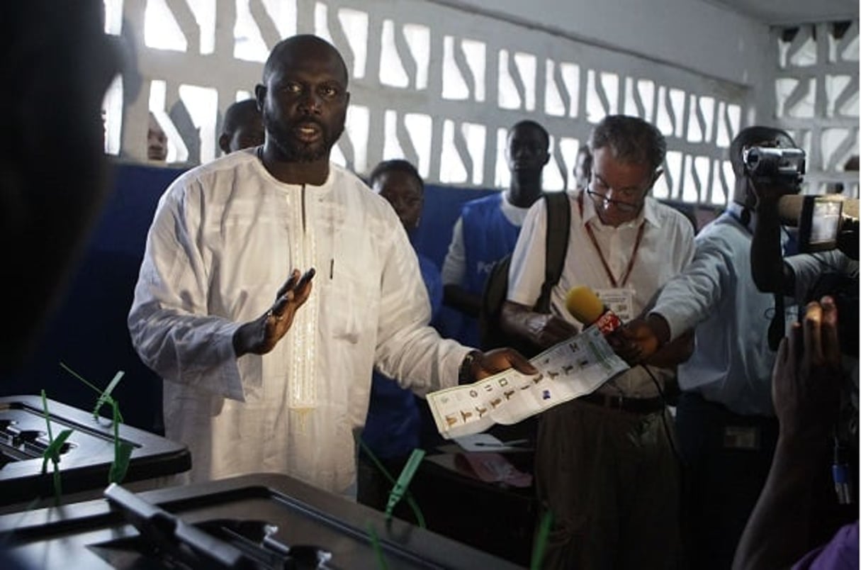 George Weah lors de l’élection présidentielle de 2011. © Rebecca Blackwell/AP/SIPA