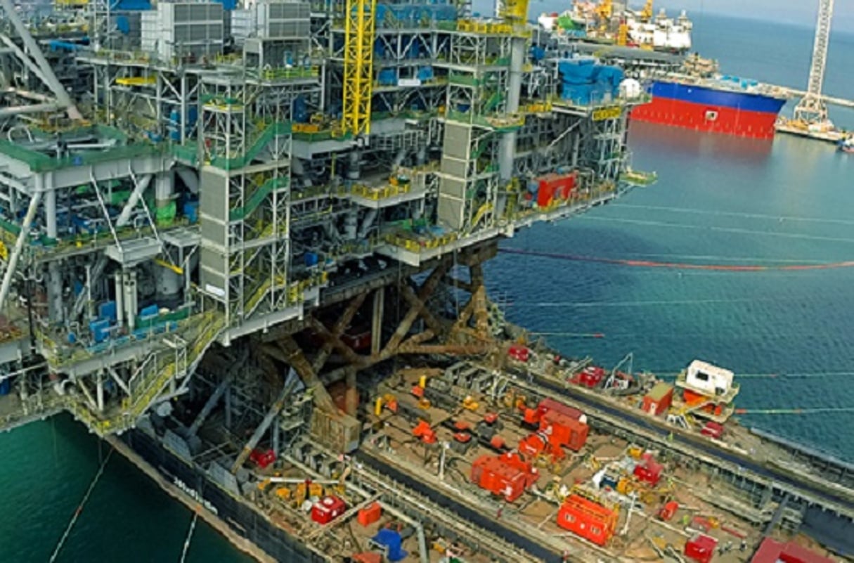 Vue d’une plateforme pétrolière de Chevron. Au NIgeria, le groupe américain a produit plus de 200 000 barils de brut par jour, en 2015. © www.chevron.com