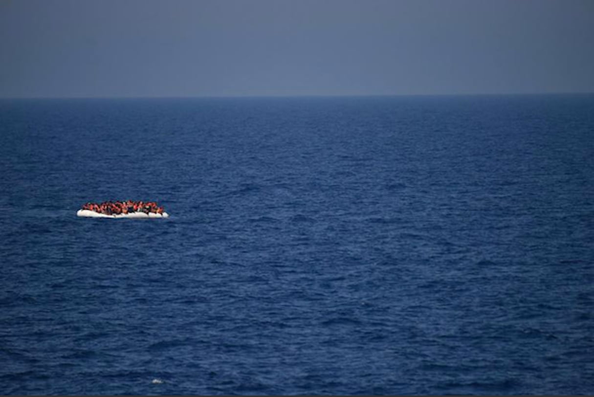 La marine libyenne a annoncé le 3 juin qu’au moins 104 corps de migrants ont été retrouvés sur les plages de Zouara, dans l’ouest de la Libye. © AFP
