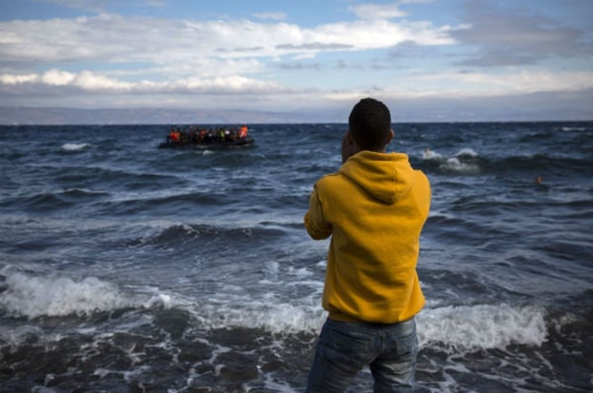 Rongés par un mal vivre profond, de nombreux africains quittent le continent au péril de leur vie. © Santi Palacios/AP/SIPA