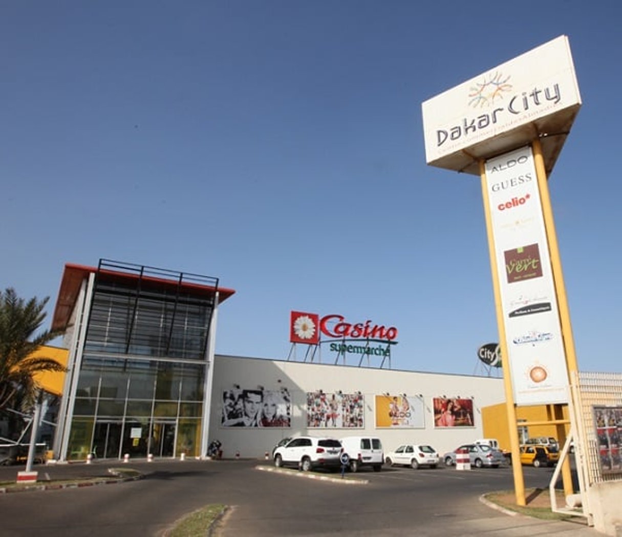 Un des supermarchés Casino implantés à Dakar © Mercure International Group