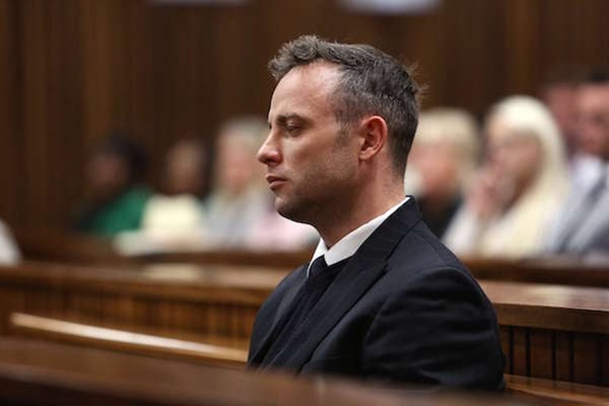 L’ancien athlète sud-africain Oscar Pistorius, poursuivi pour meurtre, devant la Haute cour de Pretoria, le 15 juin 2016. © Alon Skuy/AP/SIPA