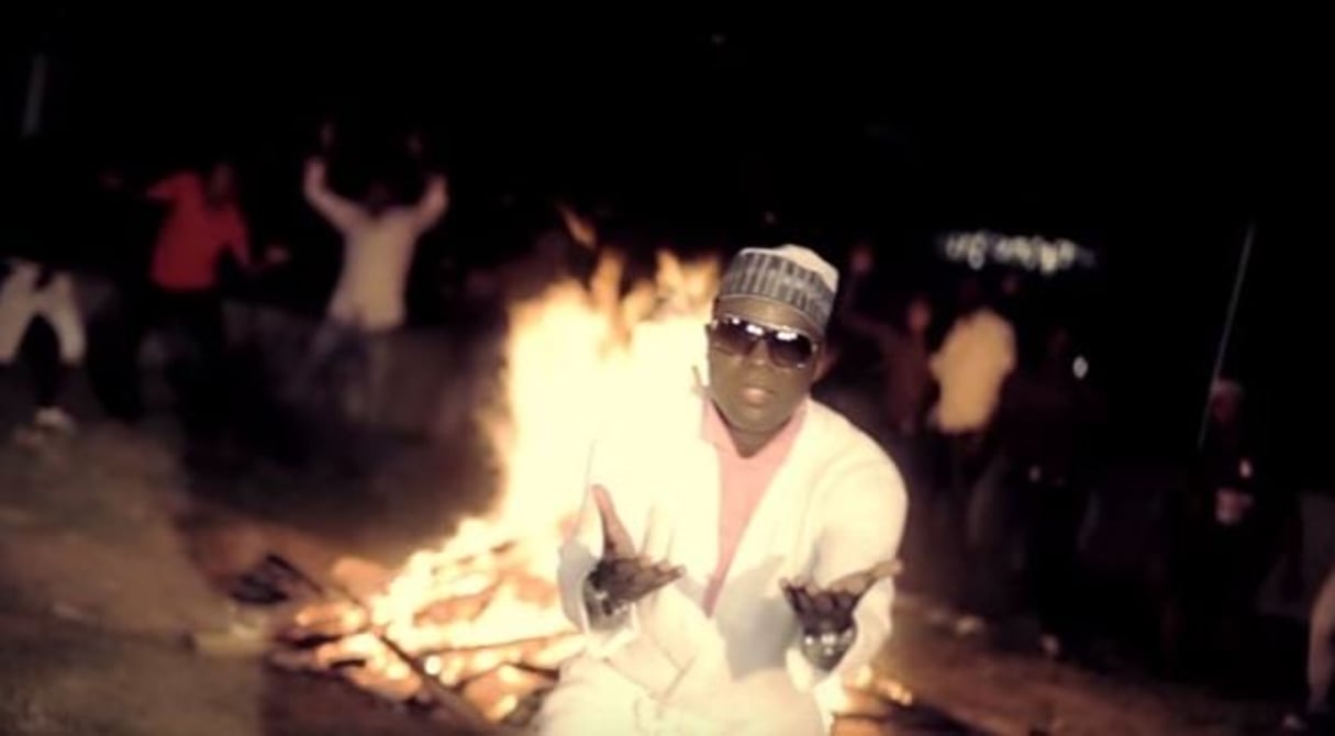 Le chanteur camerounais Petit Pays. © Capture d’écran YouTube