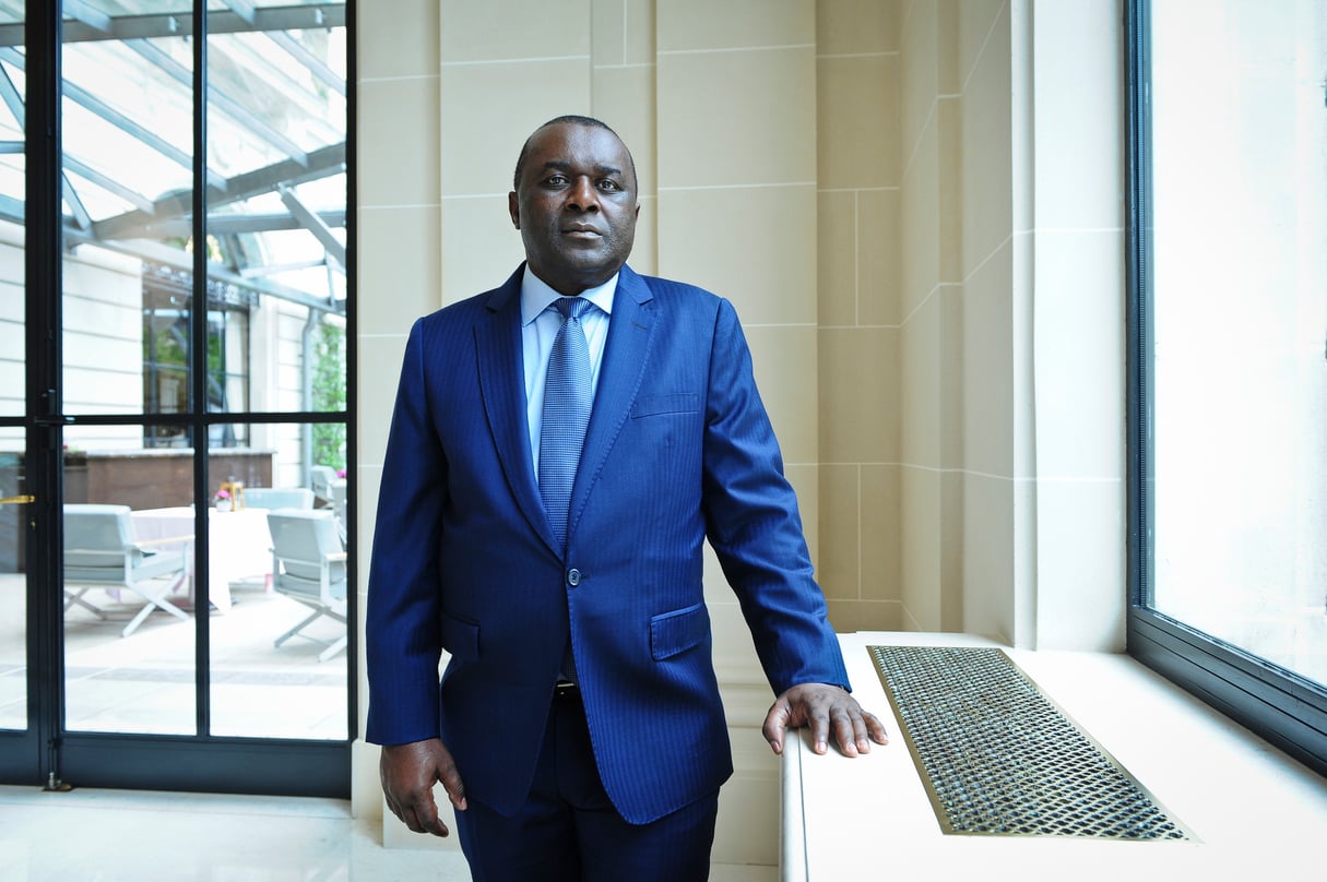 Lucas Abaga Nchama (Guinée Equatoriale), gouverneur de la banque des Etats d’Afrique centrale (BEAC), à Paris le 01.06.2016. © Vincent Fournier/JA © Vincent Fournier/JA