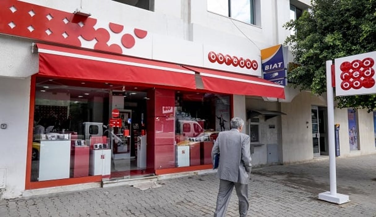 Le modèle développé par Akram Marzouki repose sur un rapide développement d’un réseau d’Internet mobile à haut débit. Ici, un magasin de l’opérateur Ooredoo à Tunis. © Nicolas Fauqué pour JA