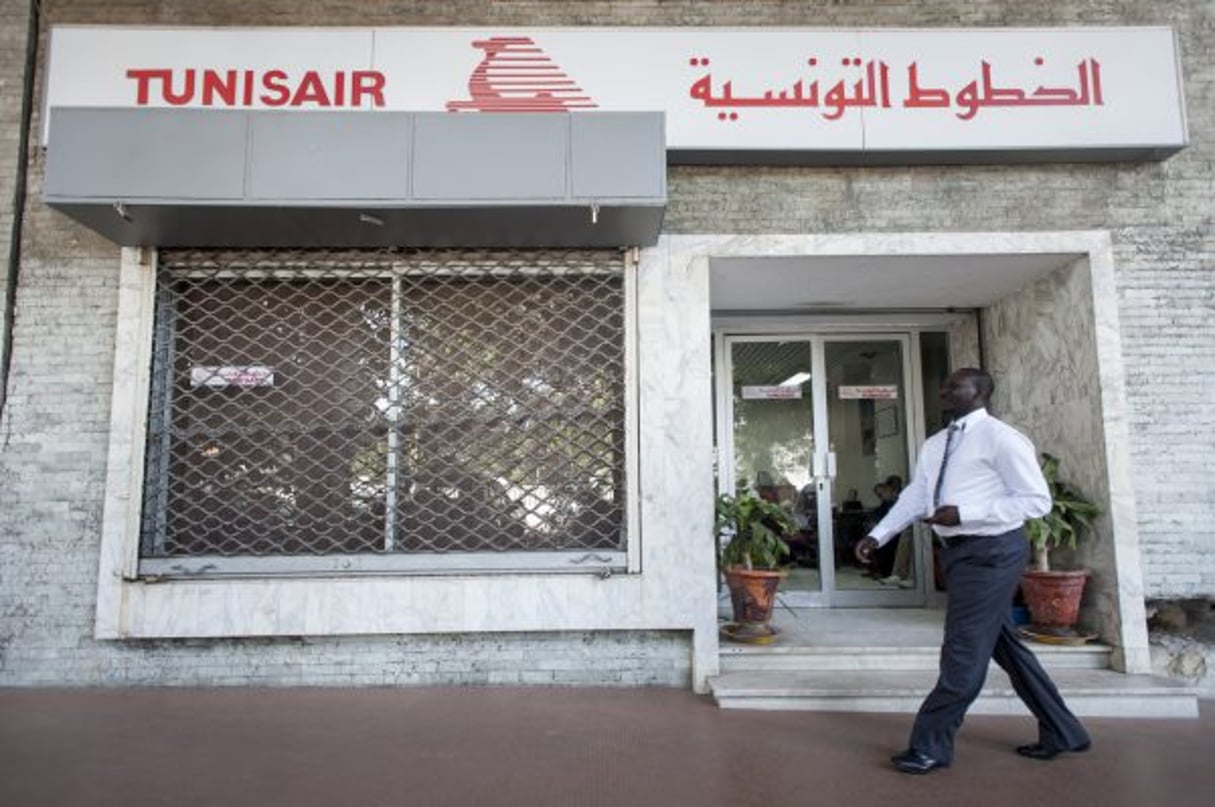 Agence de voyage de Tunisair au centre ville de Dakar. Le 05 décembre 2012. © Sylvain CHERKAOUI pour Jeune Afrique