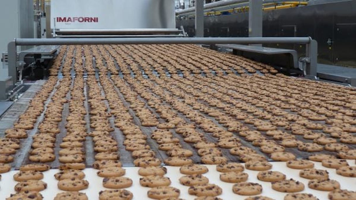 Chaîne de production de cookies de l’italien Imaforni, qui réalisera l’extension de Beloxxi au NIgeria. © GEA