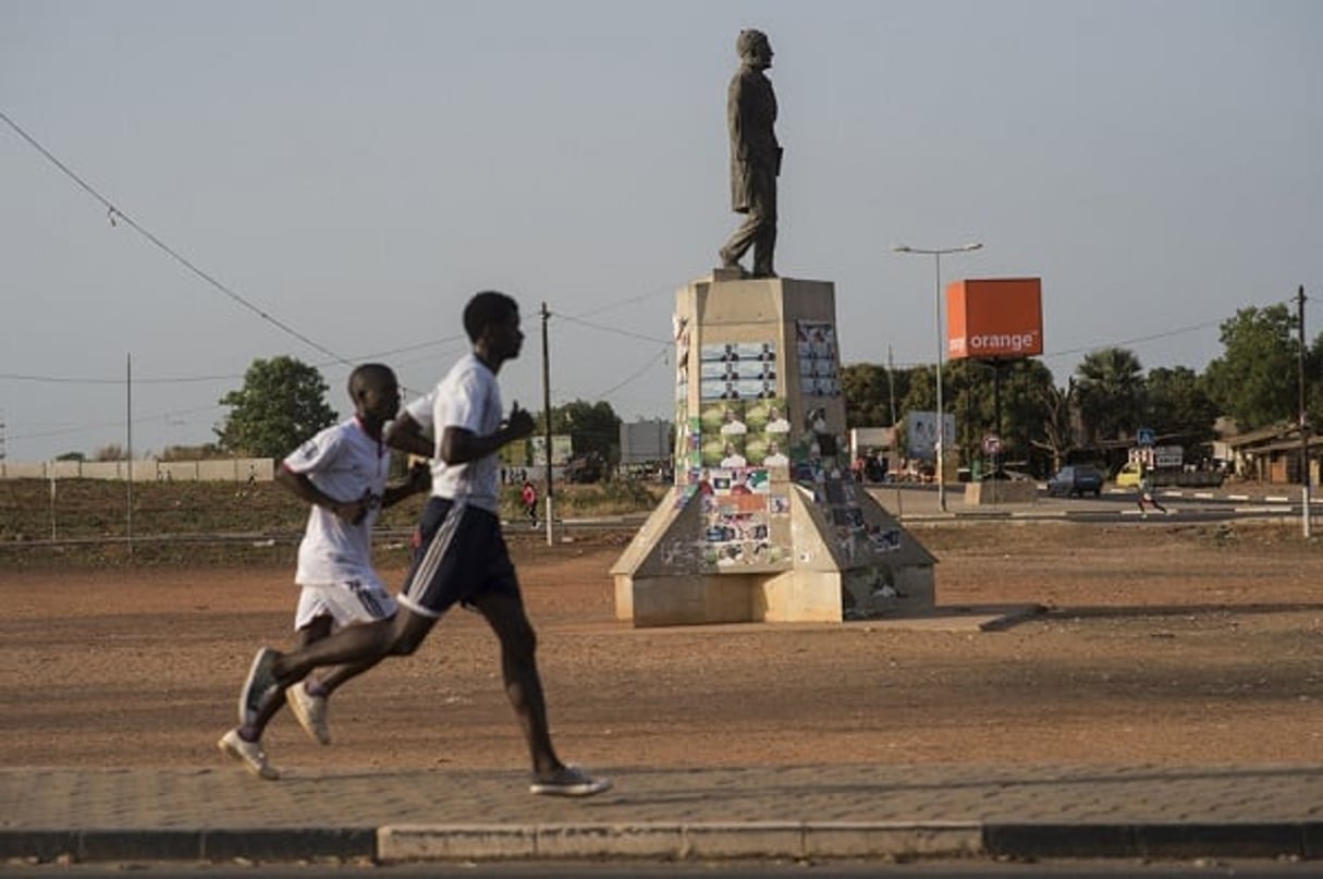 Statue d’Amilcar Cabral, à Bissau. Le 6 mars 2014. © Sylvain Cherkaoui pour J.A.