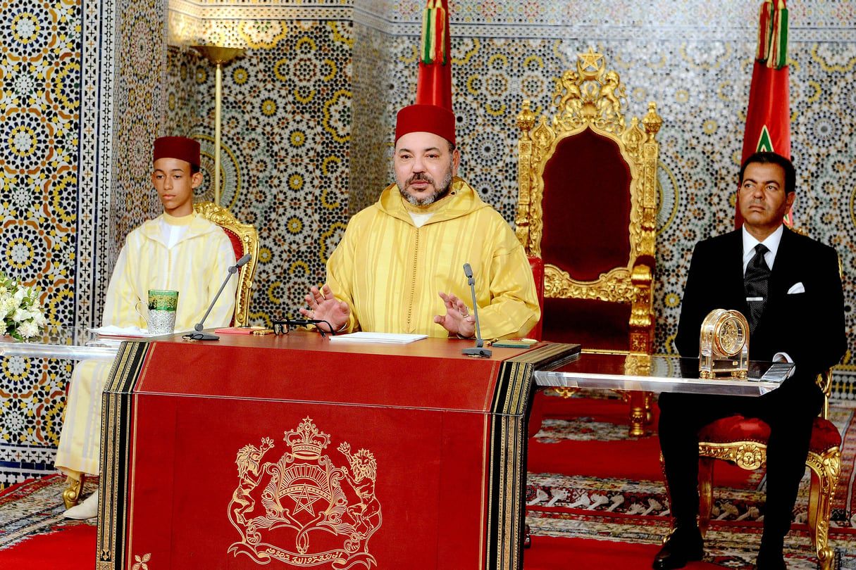Le roi du Maroc lors de son discours à l’occasion de la fête du roi et du peuple le 20 août à Rabat. © Maghreb arab press (MAP)