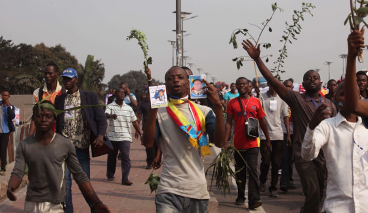 Des partisans de l’opposition congolaise, le 27 juillet 2016 à Kinshasa. © John Bompengo/AP/SIPA
