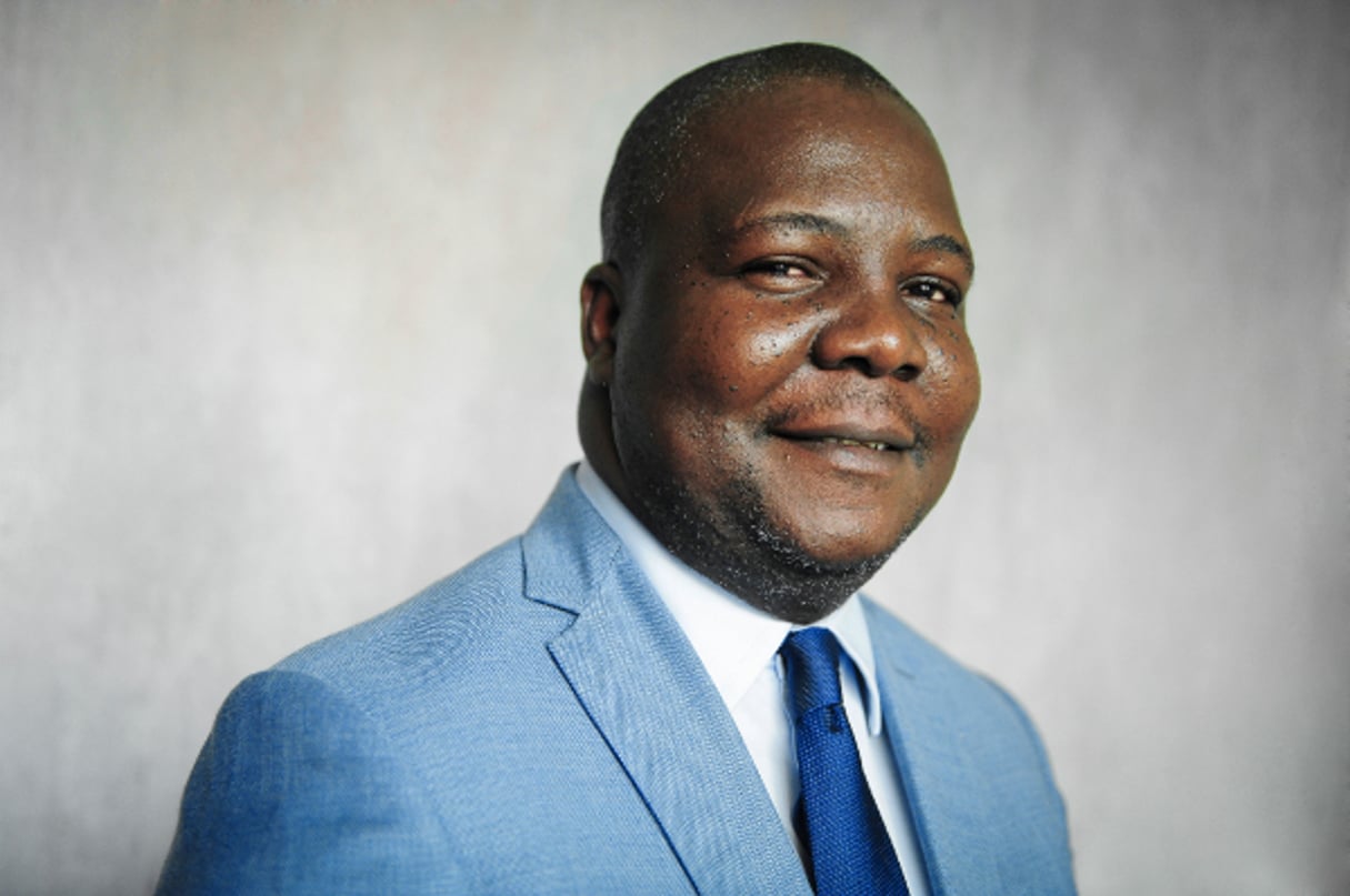 Denis Elvis Tsalissan Okombi, ministre délégué chargé des Relations avec le Parlement au Congo-Brazzaville, le 23 août 2016 à Paris. © Vincent Fournier/J.A.
