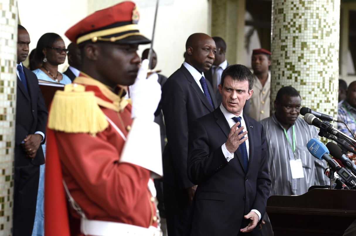 Le Premier ministre français au Burkina Faso, en février. © Miguel Medina/AFP
