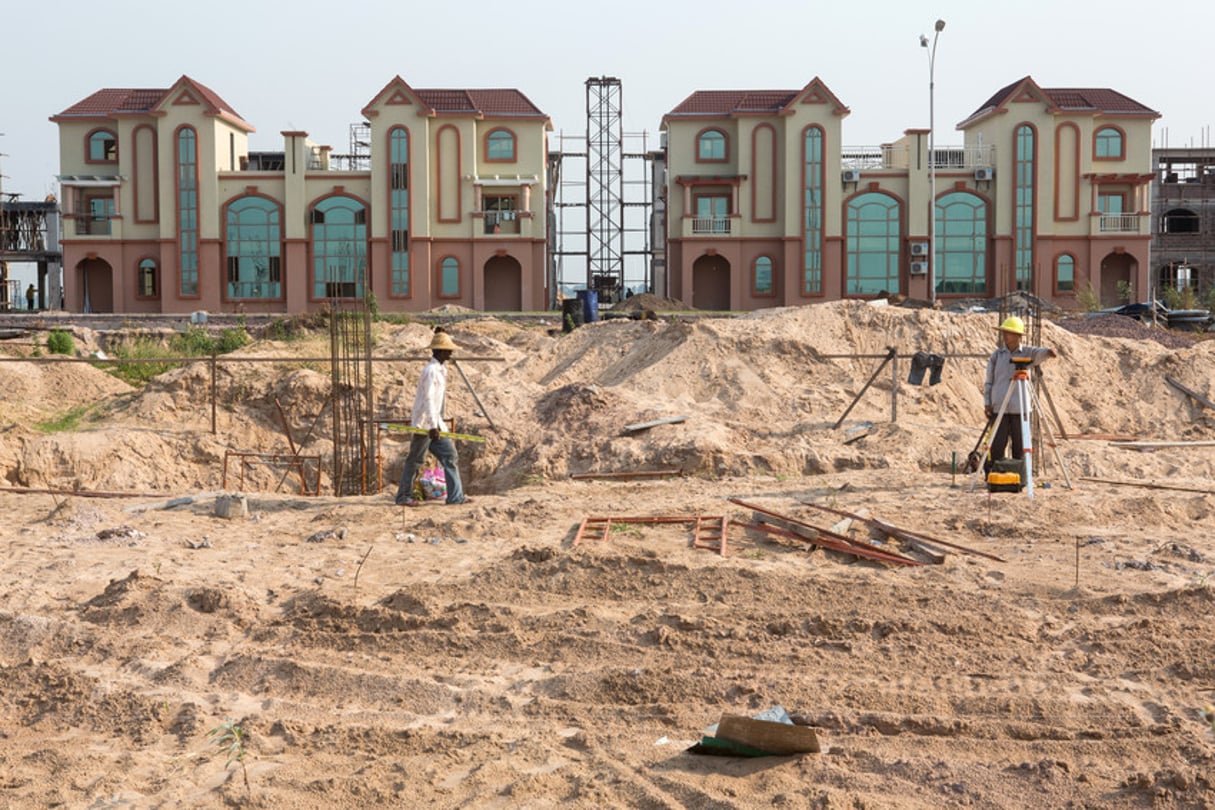 Les levées de fonds dédiés au secteur de l’immobilier ont marqué la première moitié de l’année 2016. Ici, vue du chantier de la Cité du fleuve, à Kinshasa (RD Congo), le 29 septembre 2014. © Gwenn Dubourthoumieu pour Jeune Afrique