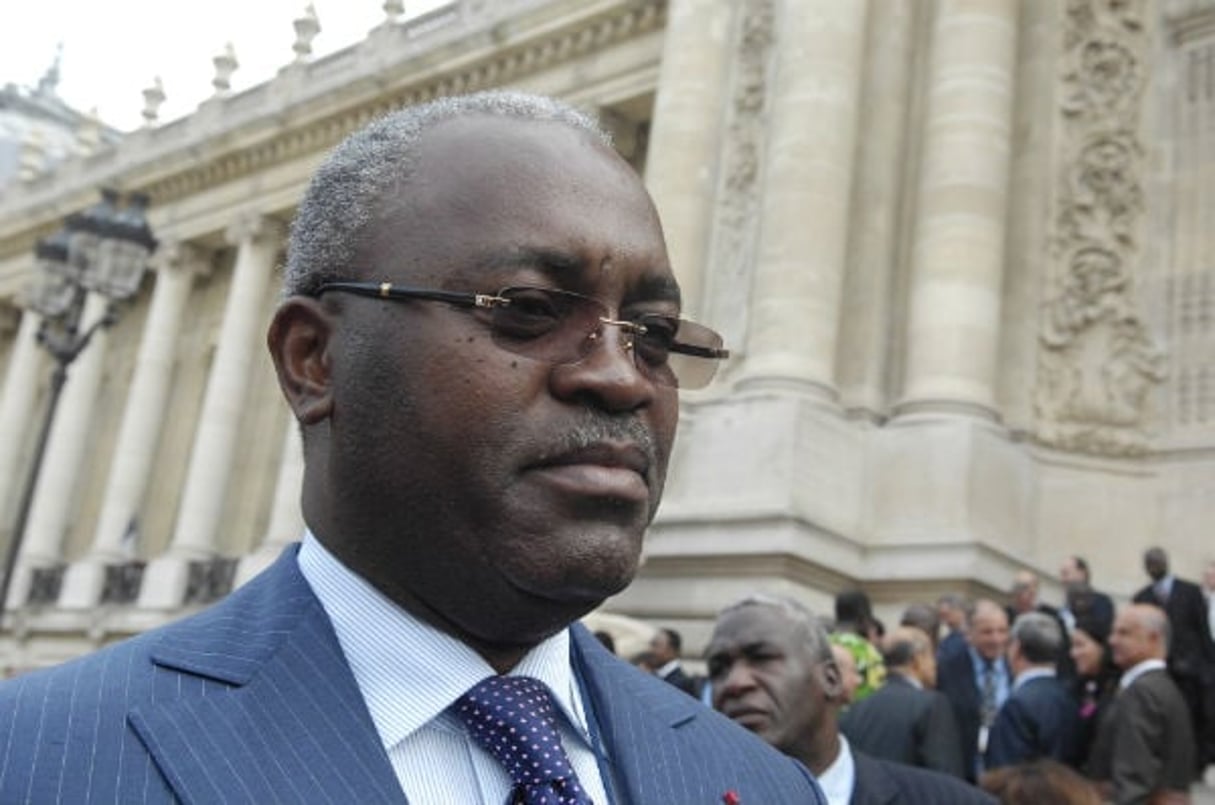 Hugues Ngouélondélé, ministre congolais des Sports. © Vincent FOURNIER/Jeune Afrique