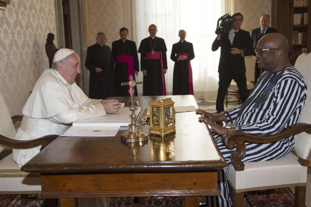 Roch Marc Christian Kabore en visite au Vatican le 20 octobre 2016. © Giorgio Onorati/AP/SIPA