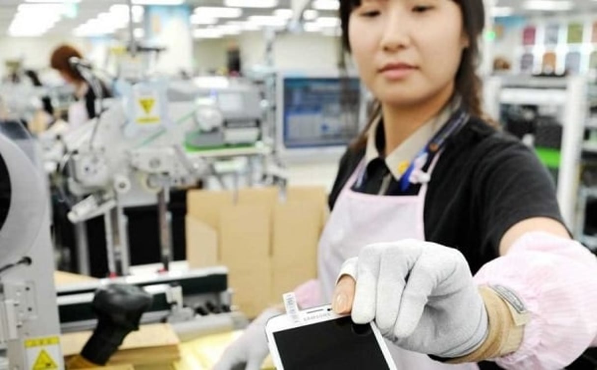 Employée d’une usine de Samsung, à Gumi, en Corée du Sud. © www.samsung.com