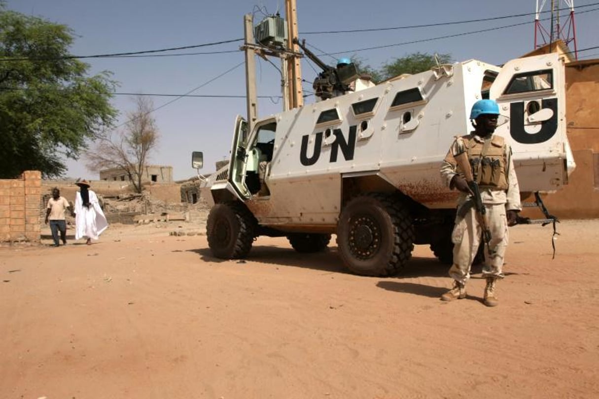 Un Casque bleu de la Minusma dans une rue de Tombouctou, le 19 septembre 2016 au Mali. © Sébastein Rieussec/AFP