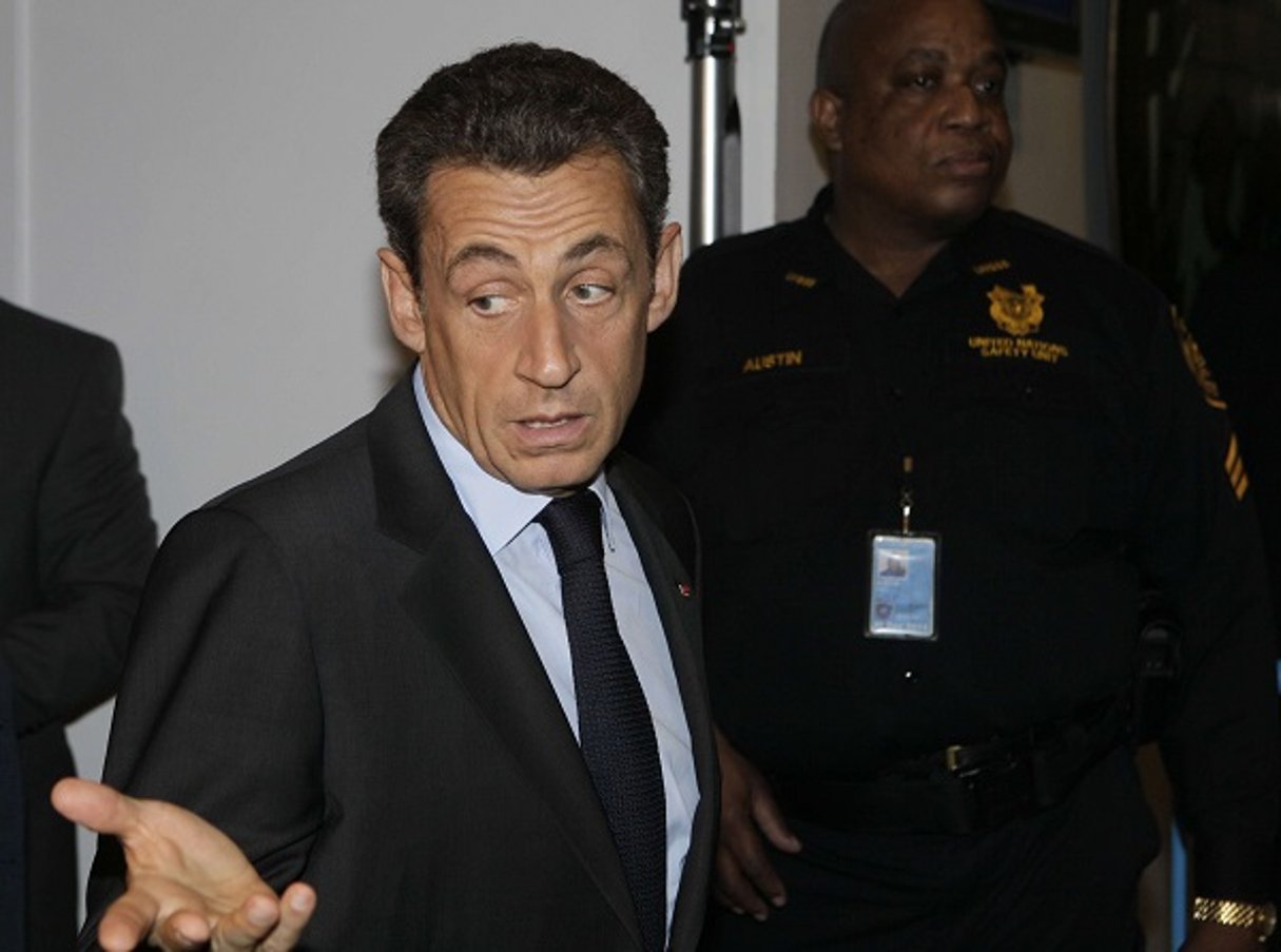 Nicolas Sarkozy après une réunion en Libye en 2011. © David Karp/AP/SIPA