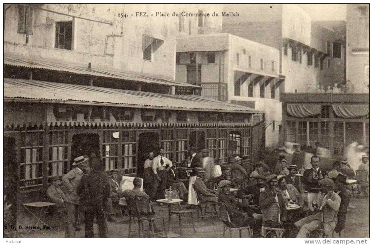 Une place dans le quartier juif de Fès, au Maroc, au début du 20e siècle. © Wikimedia Commons