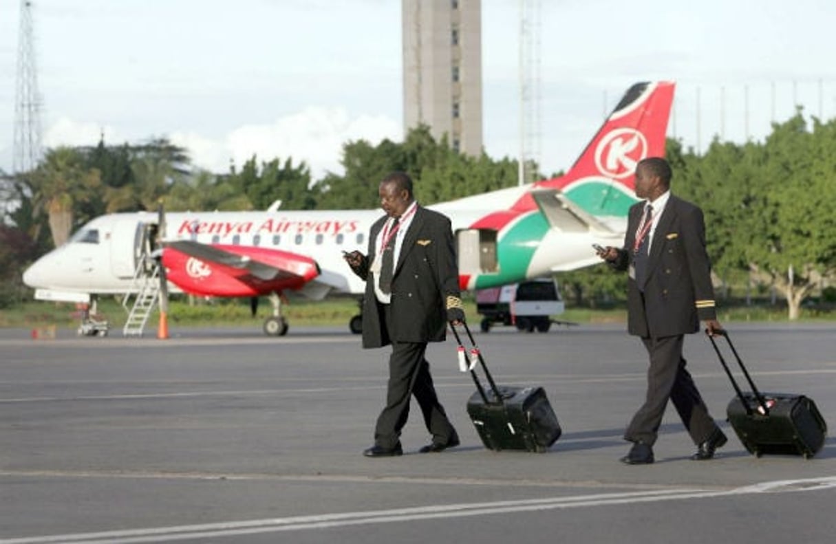 Un avion de la compagnie Kenya Airways à l’aéroport de Nairobi le 5 mais 2007. © KAREL PRINSLOO/AP/SIPA