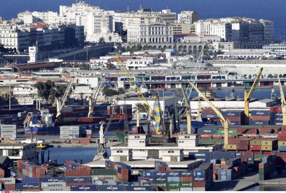 Vue du port d’Alger le 25 novembre 2016. © Anis Belghoul/AP/SIPA