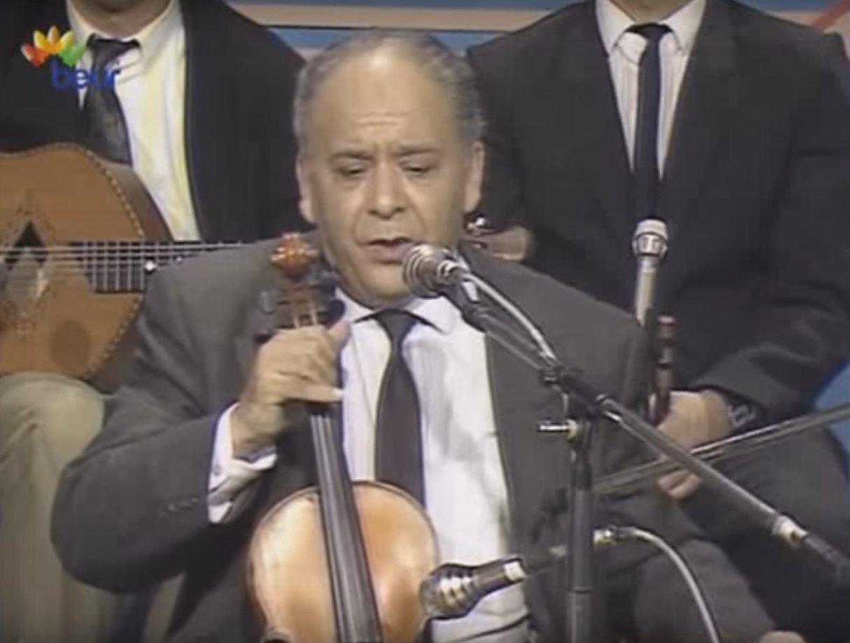 Le maître de la chanson classique algérienne dite arabo-andalouse, Mohamed-Tahar Fergani, décédé le 7 décembre 2016. © Capture d’écran/Djalel MESSAOUDI/Youtube