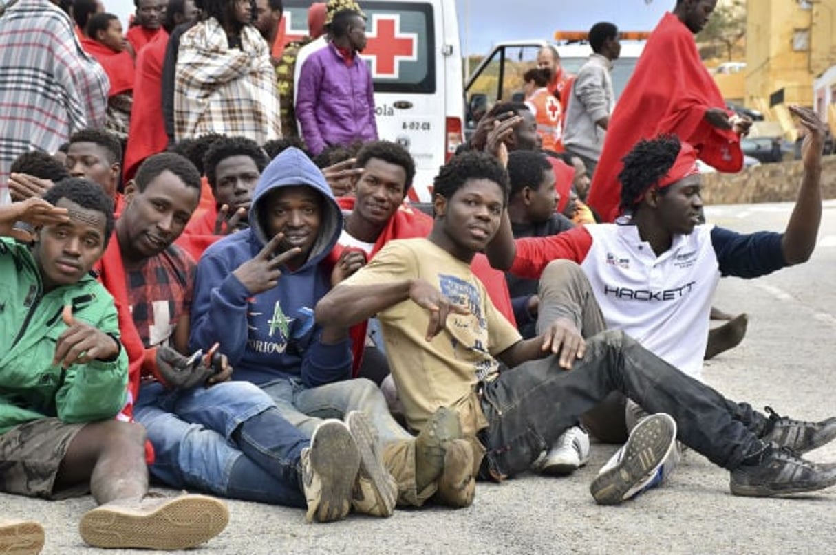 Ces migrants viennent de forcer la clôture de l’enclave espagnole de Ceuta, vendredi 9 décembre. © Jose Antonio Sempere/AP/SIPA