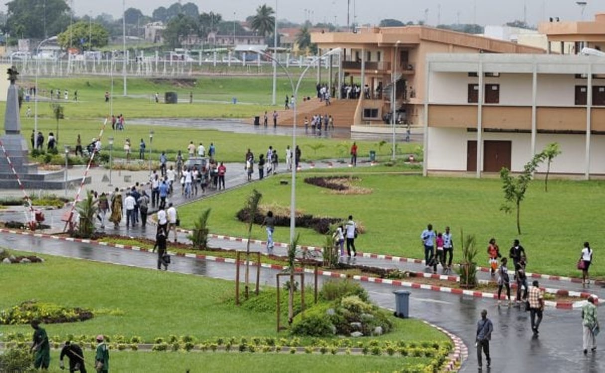 Les enseignants de l’enseignement supérieur ont timidement repris le chemin des amphithéâtres le 4 mars, après six semaines de grève (photo d’illustration). © Olivier / Jeune Afrique