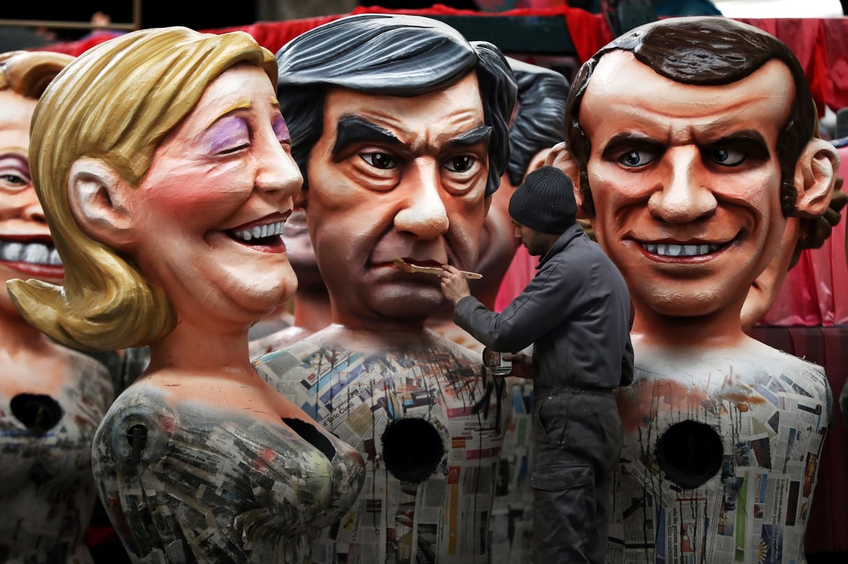 Marine Le Pen, François Fillon et Emmanuel Macron. Géants de carnaval à leur effigie,le 27 janvier à Nice. © valery hache/AFP