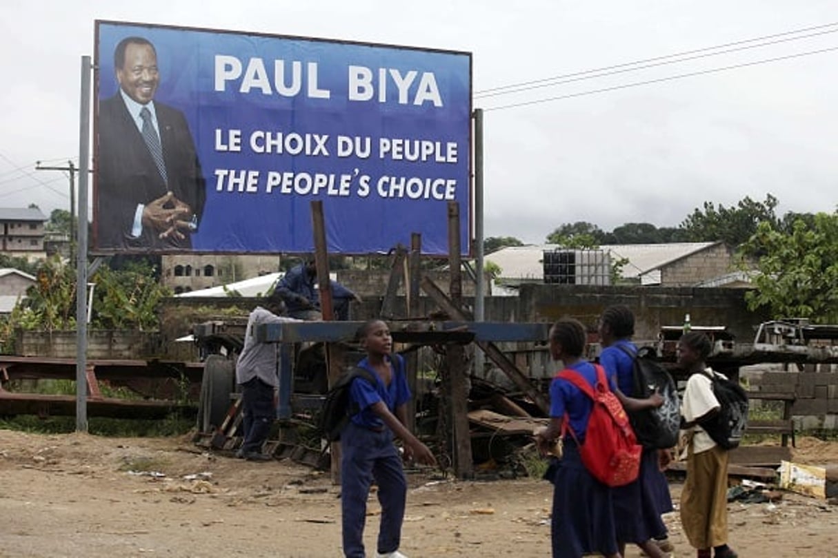 Pendant la campagne présidentielle, le 6 octobre 2011, à Douala, Cameroun. © Sunday Alamba/AP/SIPA