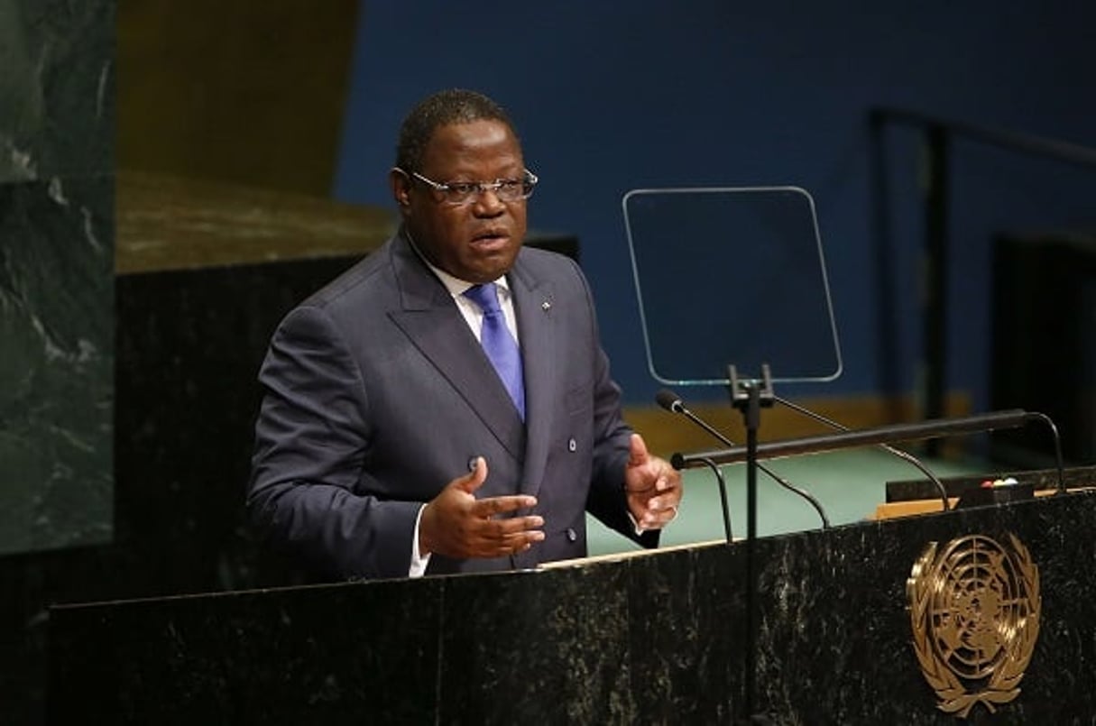 Emmanuel Issoze-Ngondet, l’actuel Premier ministre gabonais et ex-ministre des affaires étrangères, à la 71e Assemblée générale des Nations Unis, le 24 septembre 2015. © Jason DeCrow/AP/SIPA