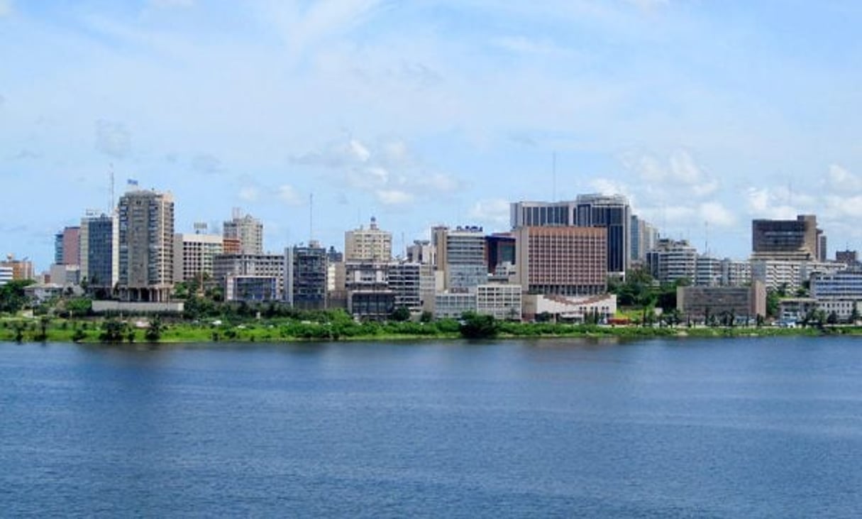 Le quartier d’affaire d’Abidjan, ancienne capitale officielle et actuelle capitale économique et administrative de Côte d’ivoire, le 14 mai 2010.. © RyansWorld/CC/wikipédia
