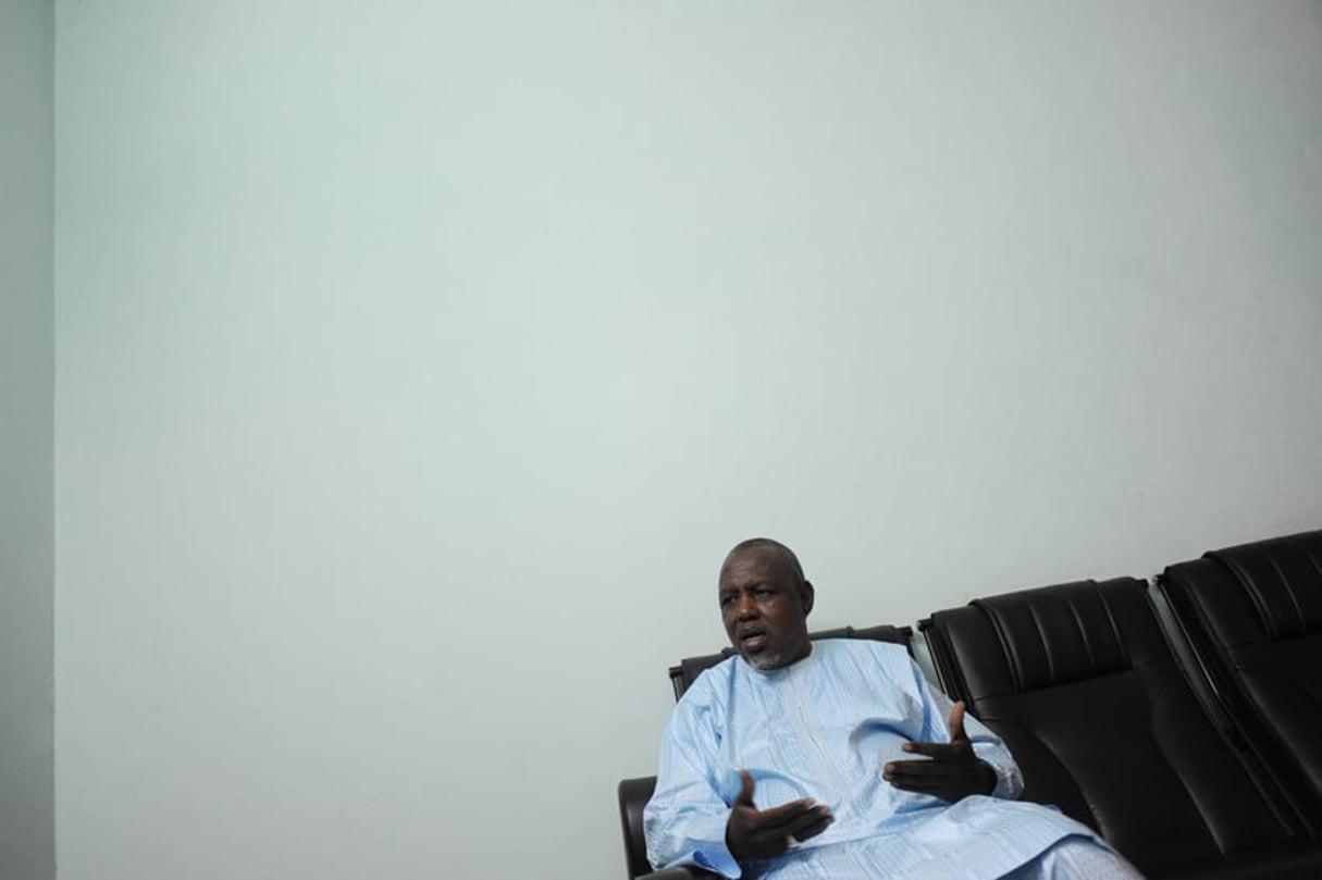 L’imam Mahmoud Dicko au siège du Haut conseil islamique du Mali, à Bamako (Mali) en 2013 © Émilie Régnier pour Jeune Afrique