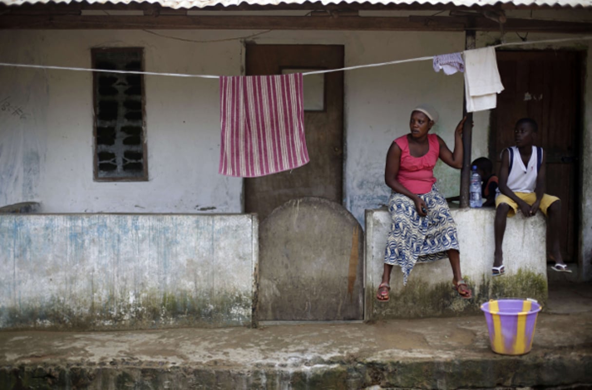 A Monrovia, au Liberia, en octobre 2014, alors que le virus Ebola faisait encore de nombreuses victimes. © Jerome Delay/AP/SIPA